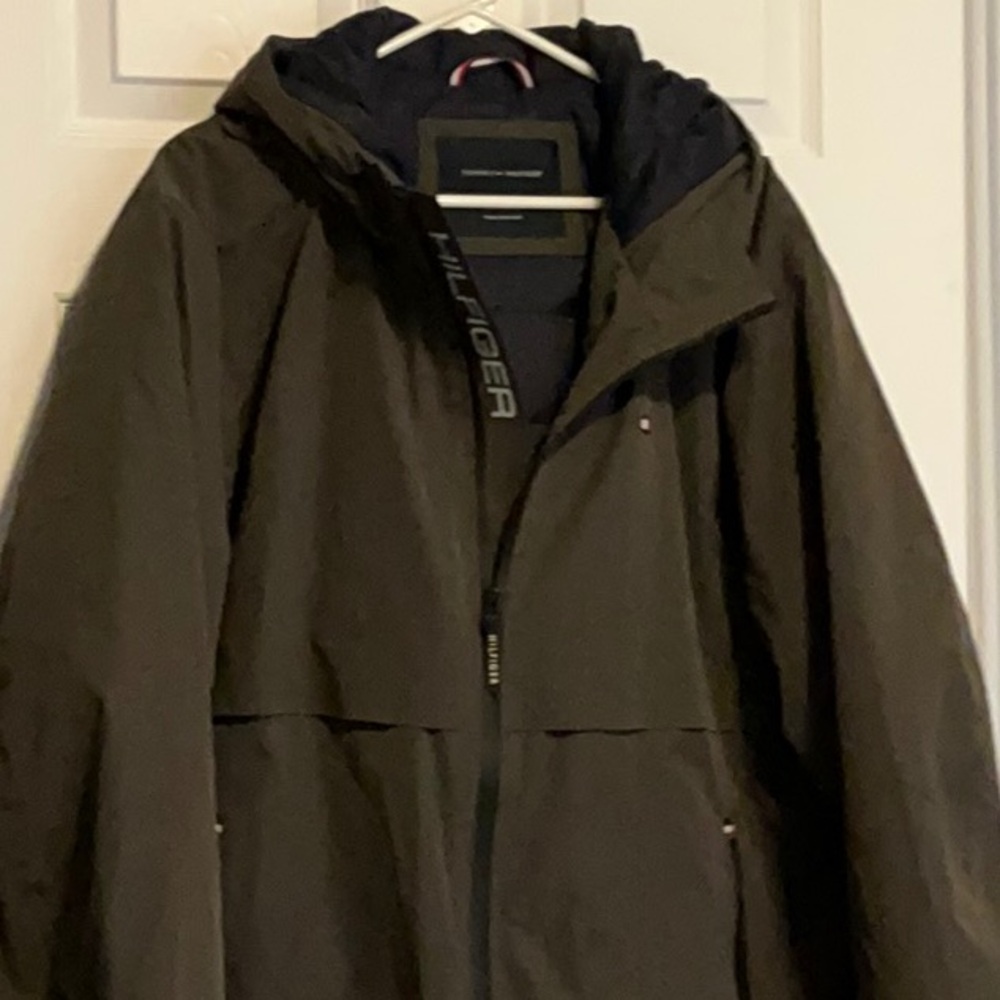 Tommy Hilfiger Near Black Jacket Rain Resistant with Hood and Zipper Closure